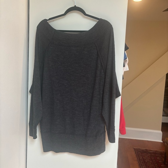 We The Free Gray Crew Neck Sweater with Dolman Sleeves - Picture 4 of 4